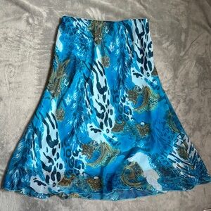 Blue Patterned Women's Skirt, size 16-18
